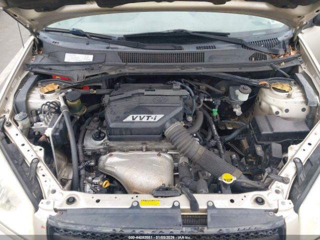 Toyota RAV4 Image 10