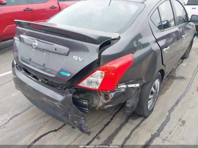 Nissan Versa 1.6 Sv Image 6