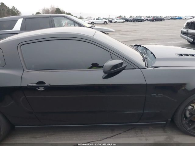 Ford Mustang Gt Premium Image 14