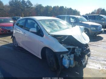  Salvage Toyota Prius