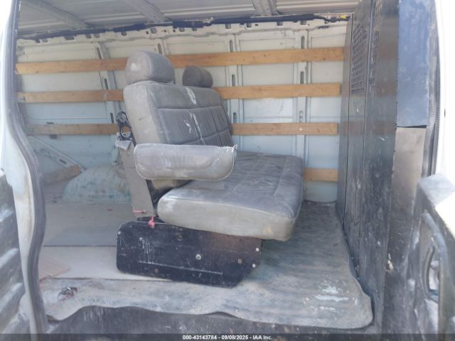Chevrolet Express Rwd 2500 Regular Wheelbase Wt Image 7