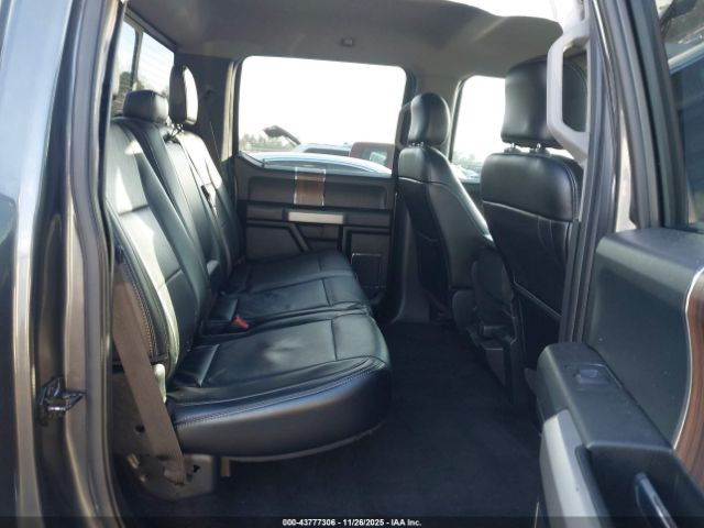 Ford F-150 Lariat Image 16