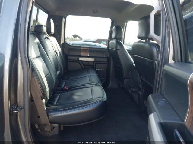 Ford F-150 Lariat Image 16