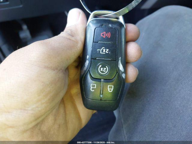 Ford F-150 Lariat Image 15