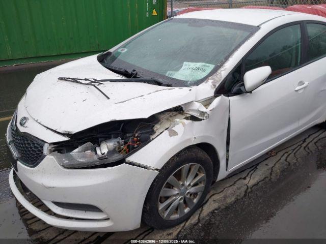 Kia Forte Lx Image 8