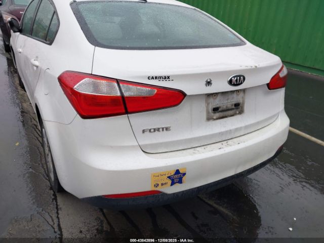 Kia Forte Lx Image 2