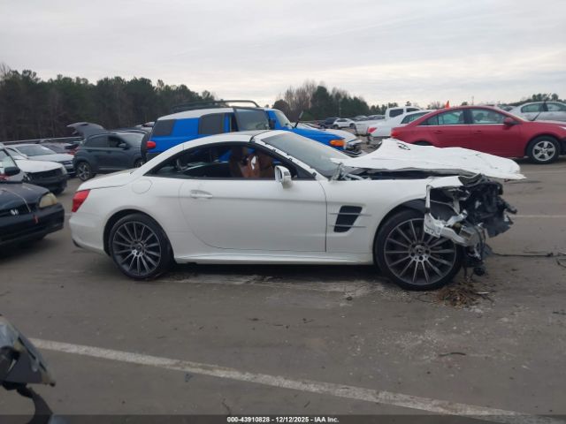 Mercedes-Benz S-Class Image 2