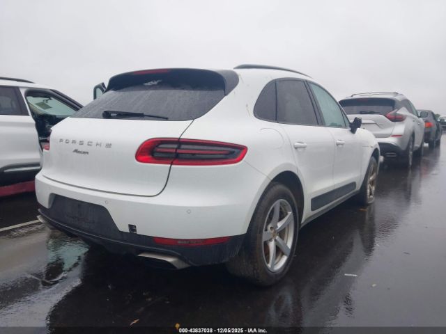 Porsche Macan Image 3