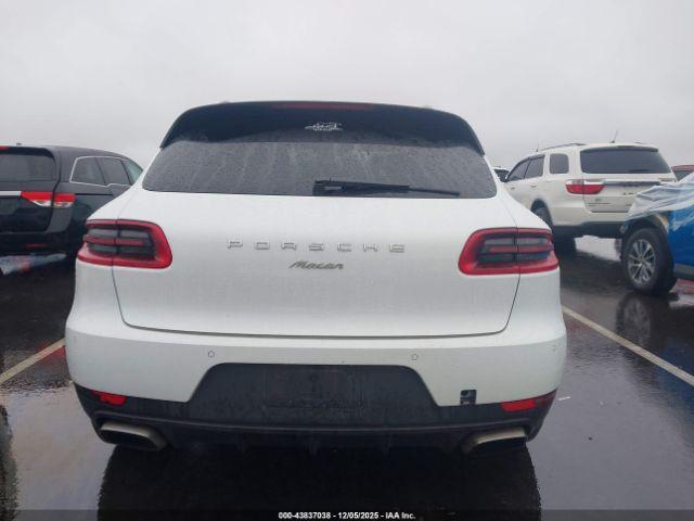 Porsche Macan Image 15