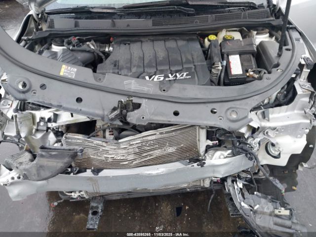 Buick LaCrosse Leather Image 16