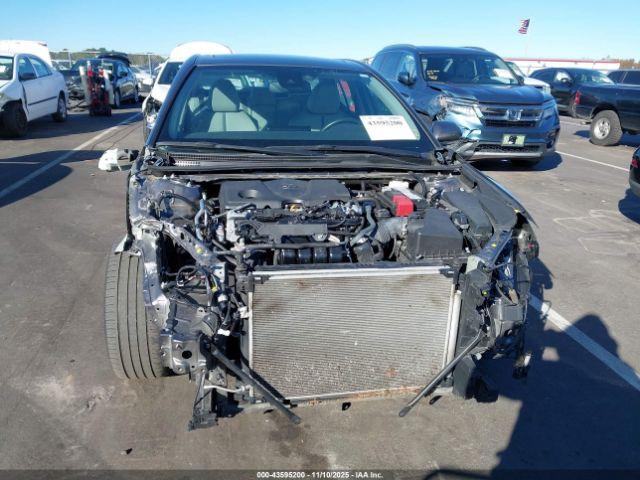 Toyota Camry Se Image 6