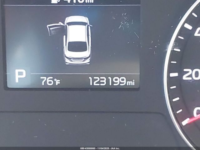 Kia Forte Fe Image 10