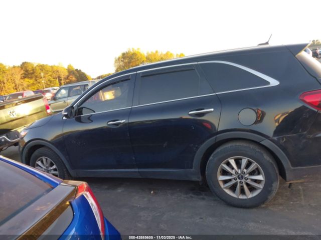 Kia Sorento 3.3l Lx Image 16