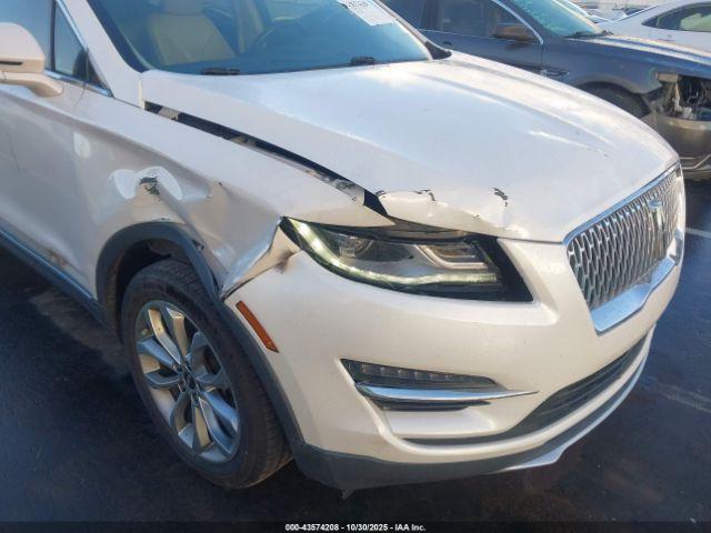 Lincoln MKC Select Image 3