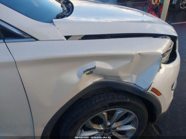 Lincoln MKC Select Image 15