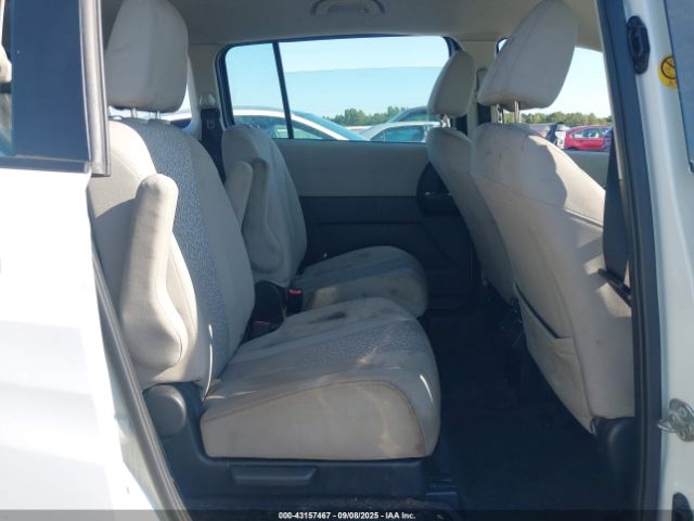 Mazda Mazda5 Sport Image 5