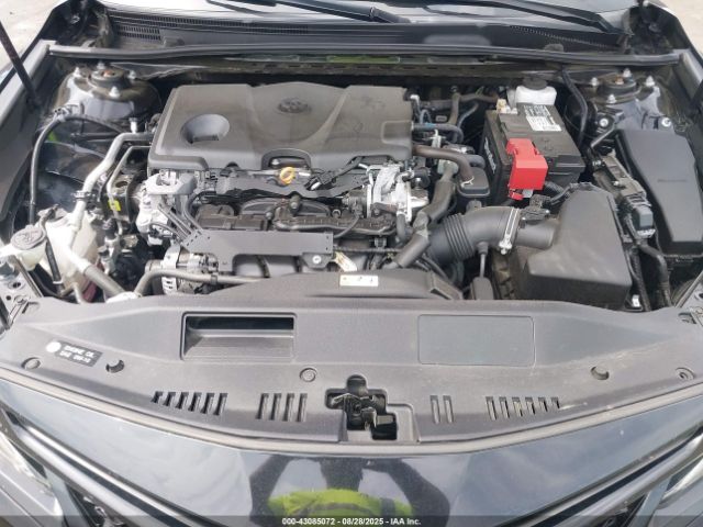 Toyota Camry Xse Image 9