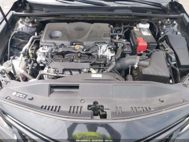 Toyota Camry Xse Image 9