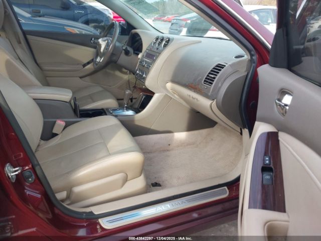 Nissan Altima 2.5 S Image 7