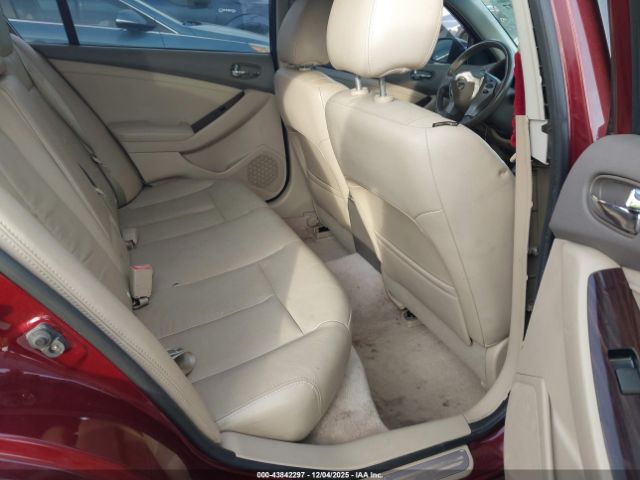 Nissan Altima 2.5 S Image 12