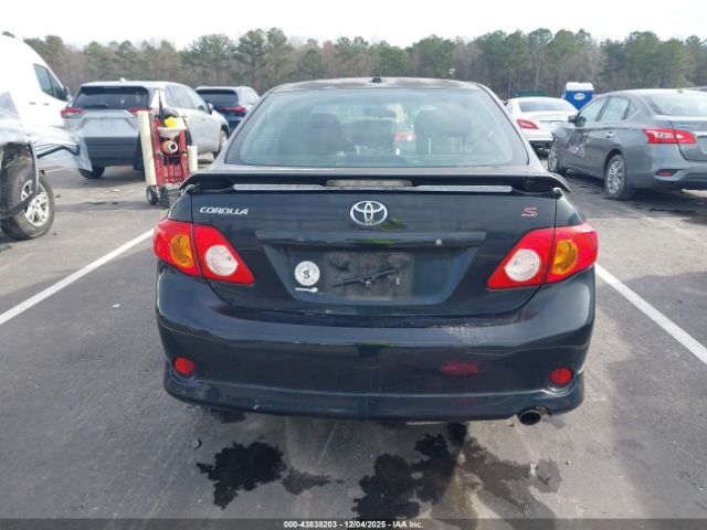 Toyota Corolla S Image 14