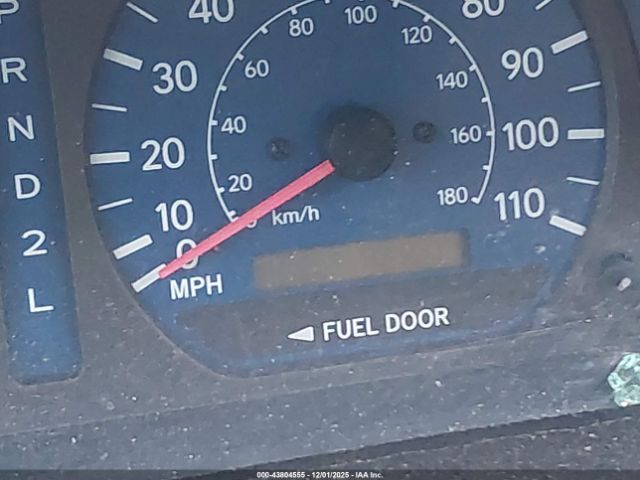 Toyota Sienna Xle Image 3