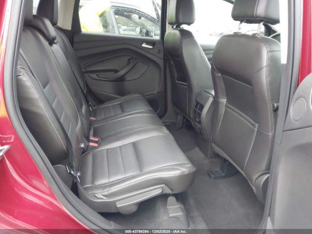 Ford Escape Titanium Image 7