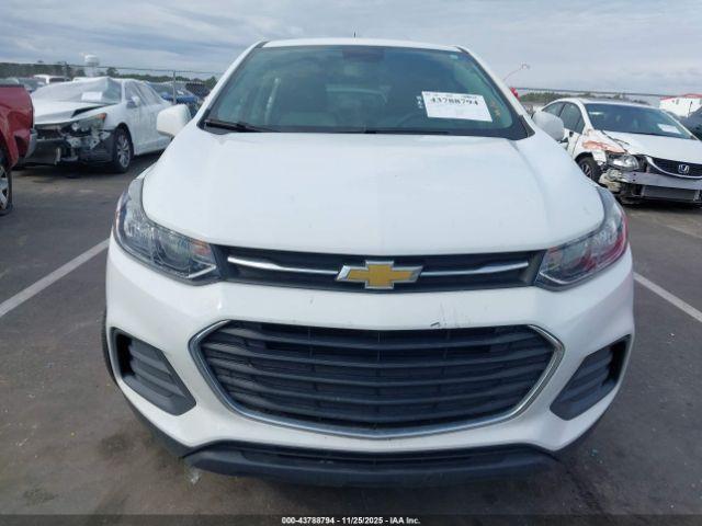 Chevrolet Trax Fwd Ls Image 3