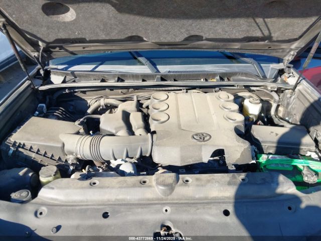 Toyota 4Runner Limited Nightshade Image 15