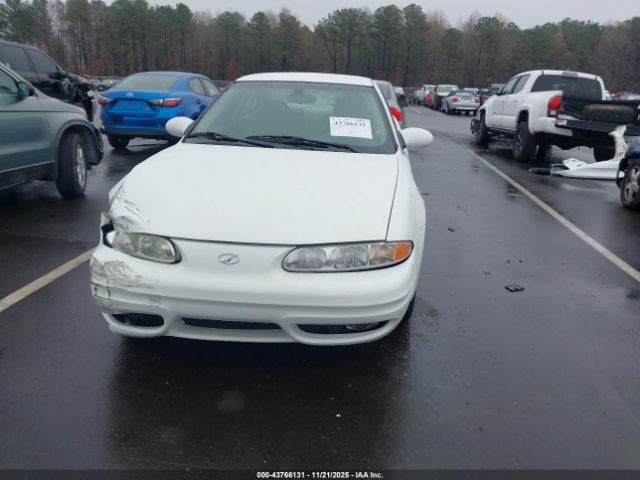 Oldsmobile Alero Gl1 Image 16