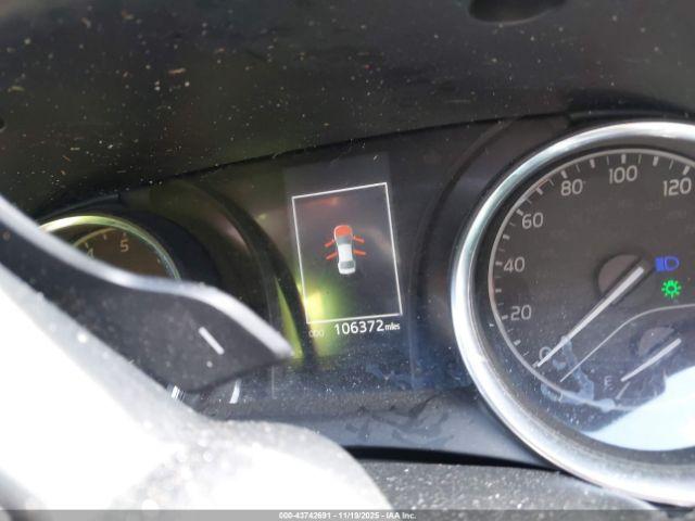 Toyota Camry Se Image 5