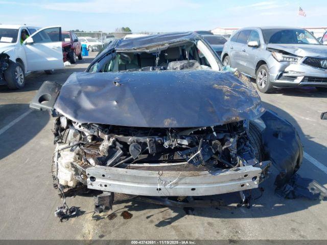 Toyota Camry Se Image 12