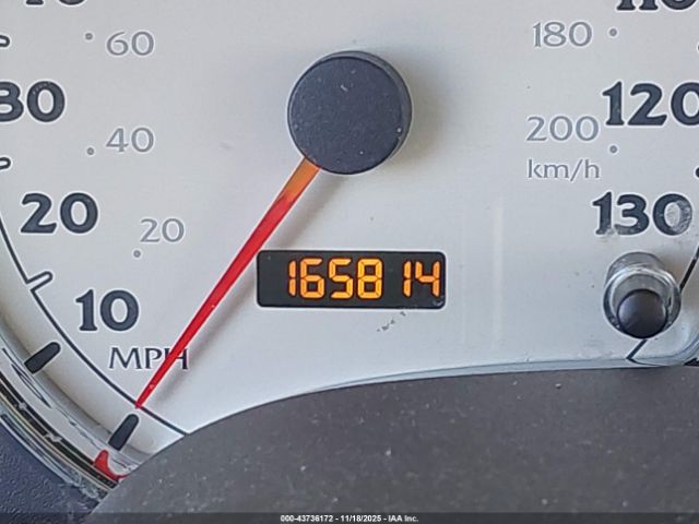 Saturn Vue V6 Image 14