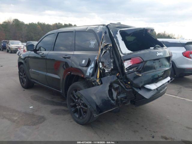 Jeep Grand Cherokee Altitude 4x4 Image 2