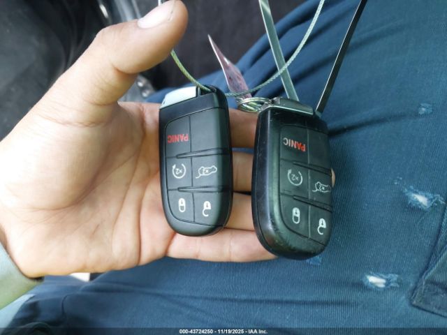 Jeep Grand Cherokee Altitude 4x4 Image 10