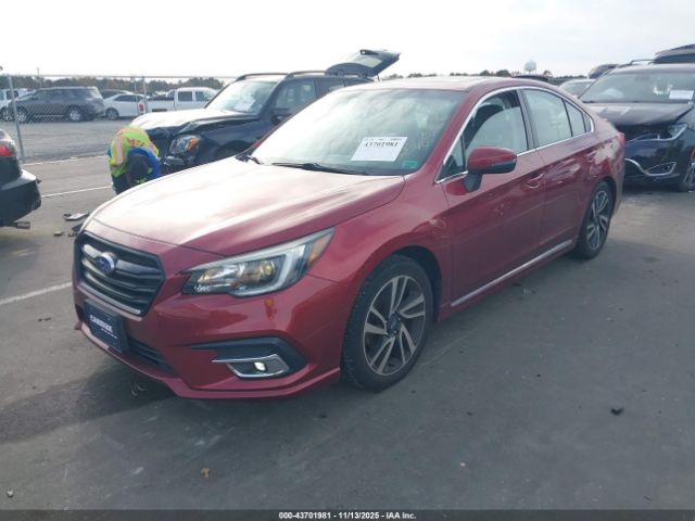 Subaru Legacy 2.5i Sport Image 2
