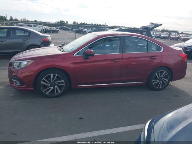 Subaru Legacy 2.5i Sport Image 14