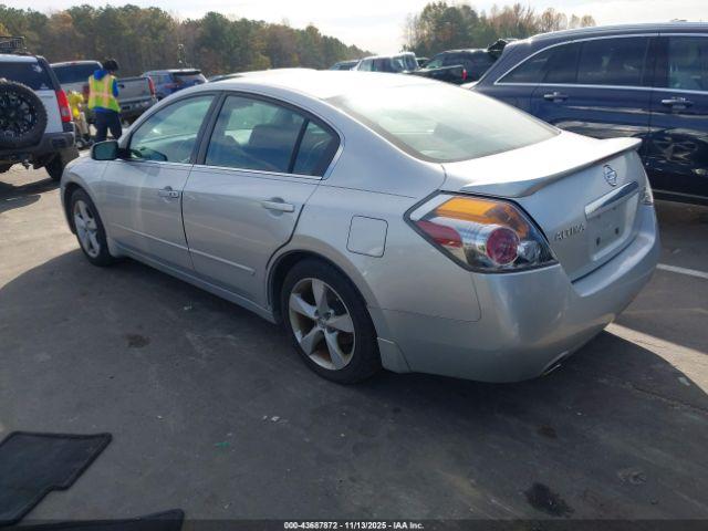 Nissan Altima 3.5 Se Image 14