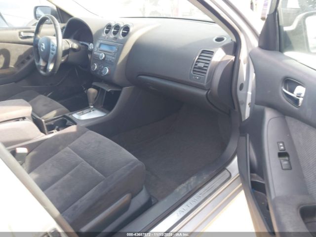 Nissan Altima 3.5 Se Image 10