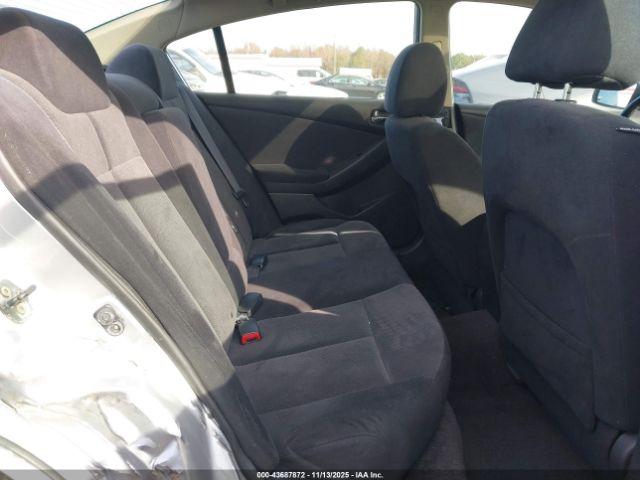 Nissan Altima 3.5 Se Image 2