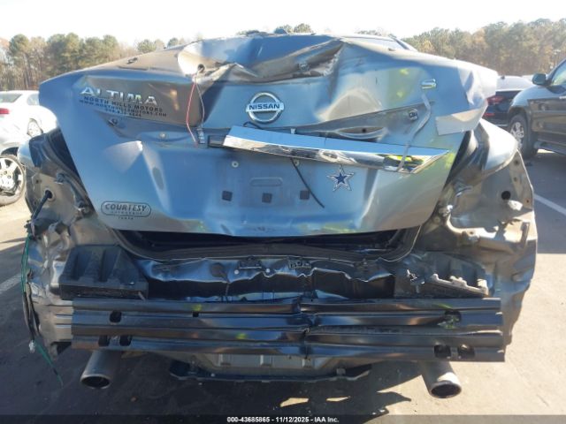 Nissan Altima 2.5 S Image 7