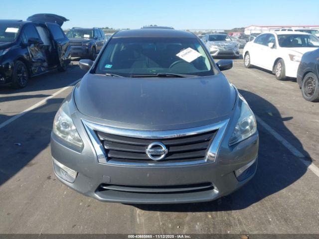Nissan Altima 2.5 S Image 14