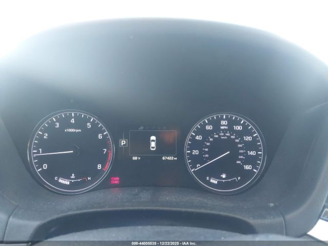 Hyundai Genesis 3.8 Image 9