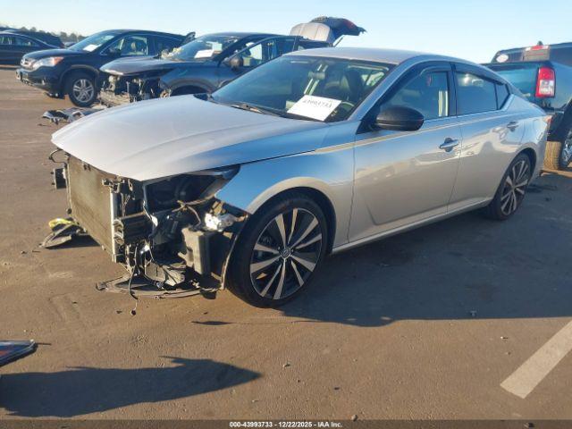 Nissan Altima 2.5 Sr Image 3