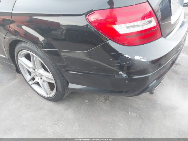 Mercedes-Benz C-Class Sport Image 15