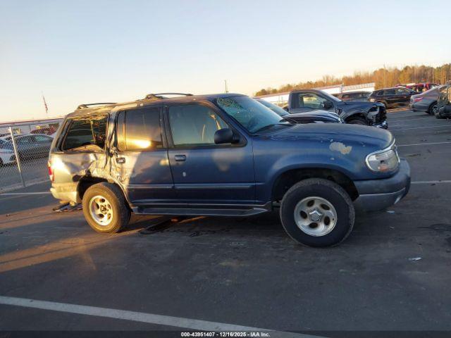 Ford Explorer Xlt Image 14