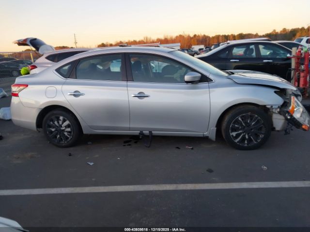 Nissan Sentra Image 13