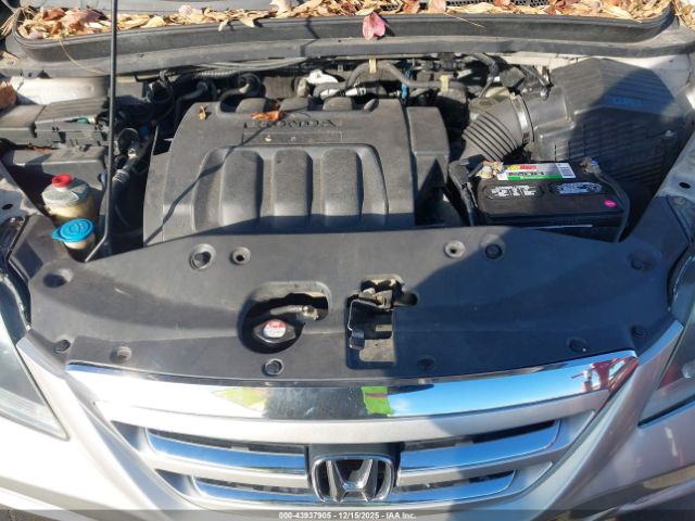 Honda Odyssey Touring Image 8