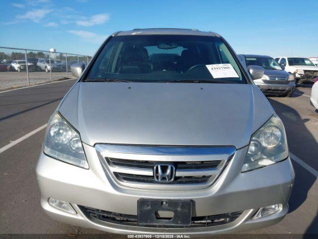Honda Odyssey Touring Image 16