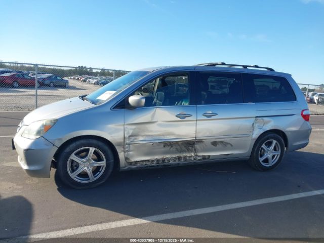 Honda Odyssey Touring Image 9